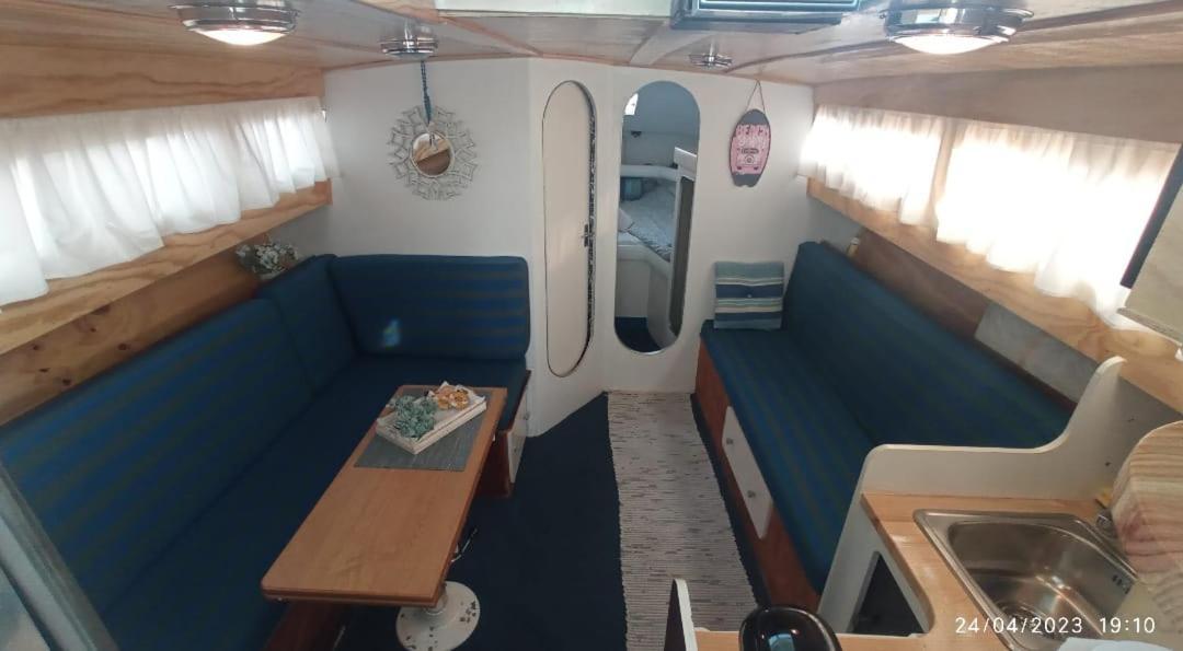 Encantador Barco En Barcelona Sant Adria de Besos Dış mekan fotoğraf