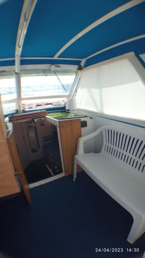 Encantador Barco En Barcelona Sant Adria de Besos Dış mekan fotoğraf